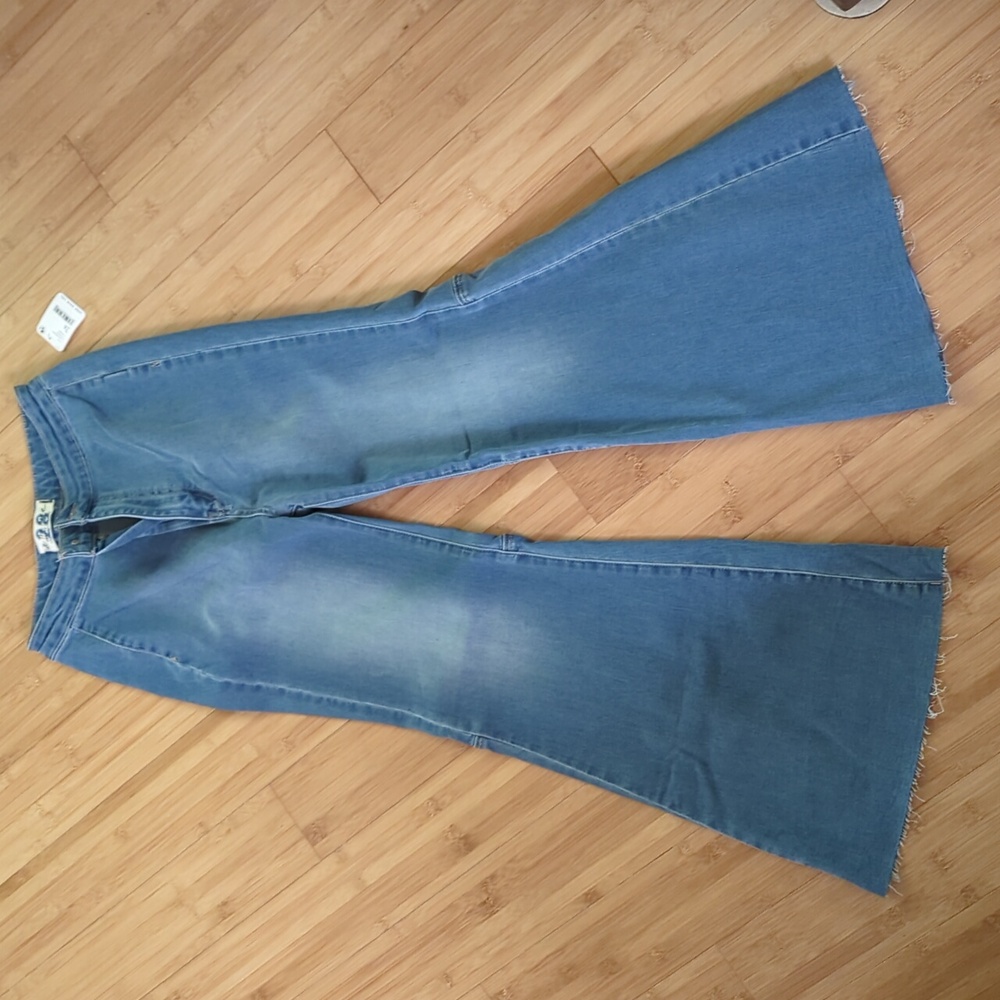 NWT Free People Flared Jeans
